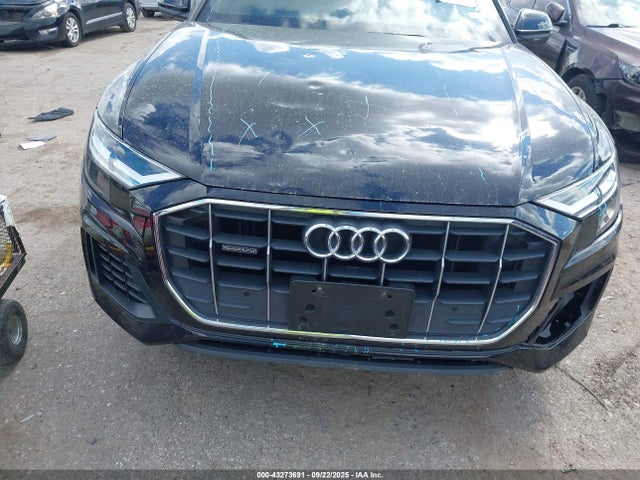 2019 AUDI Q8 WA1AVAF17KD010879 Photo 5