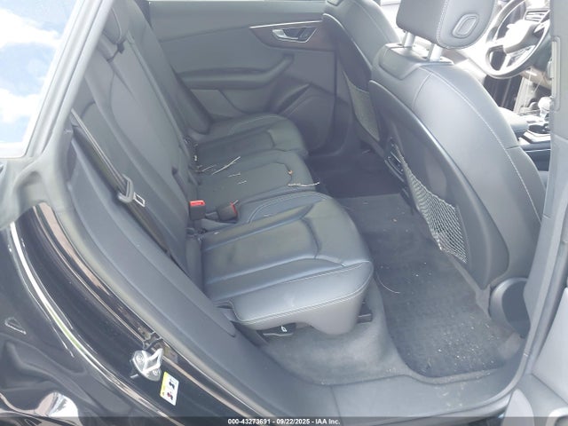 2019 AUDI Q8 WA1AVAF17KD010879 Photo 7