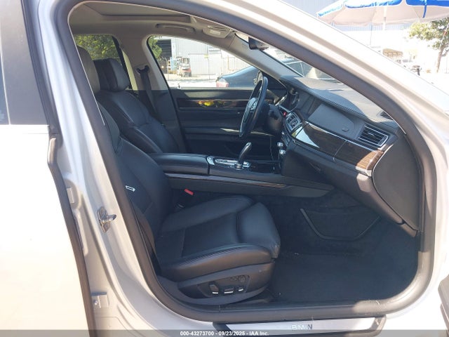 Продажа на аукционе авто 2011 Bmw 750li, vin: WBAKB8C51BC851635, номер лота: 43273700