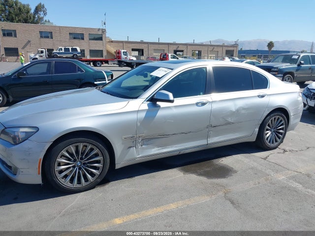 Продажа на аукционе авто 2011 Bmw 750li, vin: WBAKB8C51BC851635, номер лота: 43273700
