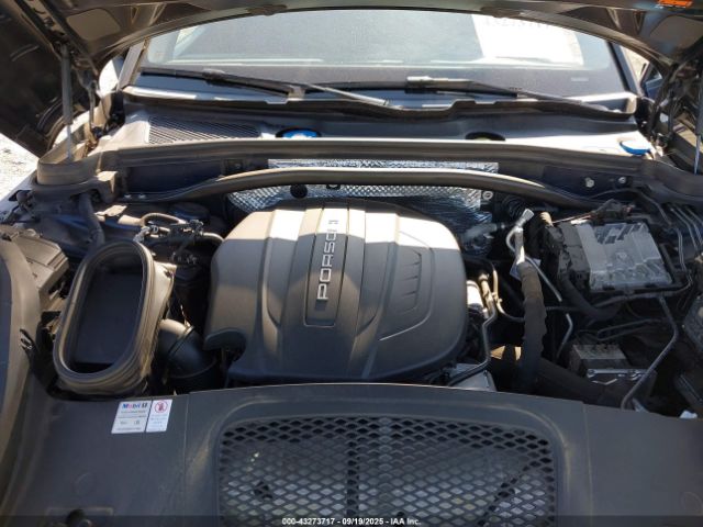 2020 PORSCHE MACAN WP1AA2A55LLB04489 Photo 9