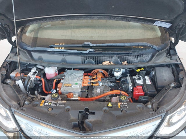 1G1FX6S0XH4174953 Chevrolet 2017