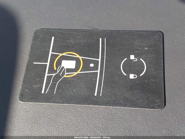 2023 TESLA MODEL 3 5YJ3E1EA7PF465117 Photo 10