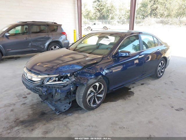 1HGCR2F85HA264138 Honda k24w1