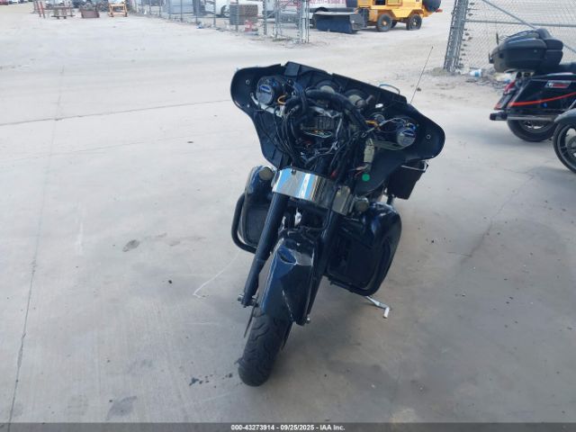 2010 HARLEY-DAVIDSON FLHX 1HD1KB415AB659029 Photo 4