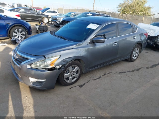 Nissan 2015 2015 1N4AL3AP2FC195587 Image 2