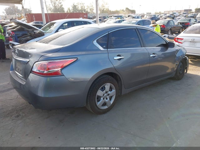Nissan 2015 2015 1N4AL3AP2FC195587 Image 4