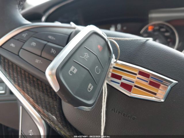 2025 CADILLAC XT5 1GYKNGRSXSZ135129 Photo 10