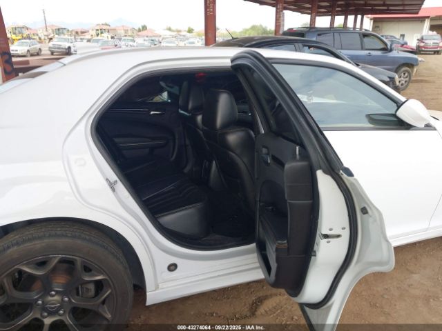 2017 CHRYSLER 300 2C3CCABG9HH668797 Photo 7