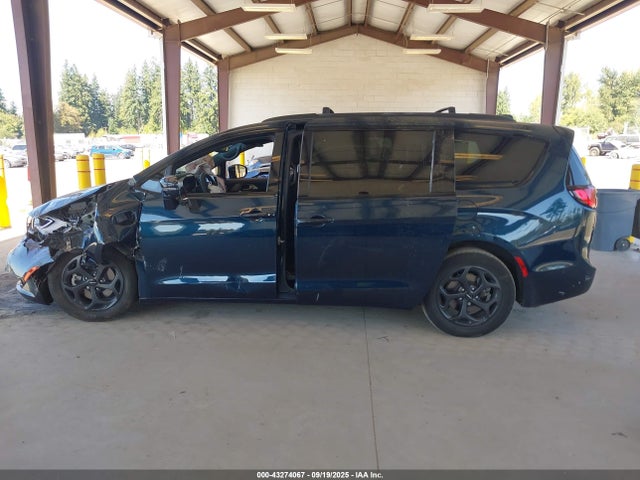 2C4RC1S76NR140243 Chrysler 2022