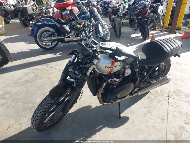 SMTD31GN7GT742759 Triumph Motorcycle 2016
