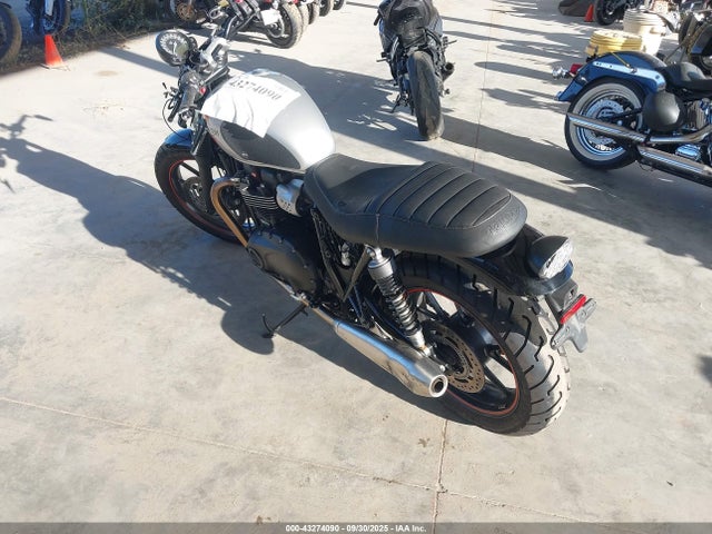 SMTD31GN7GT742759 Triumph Motorcycle 2016