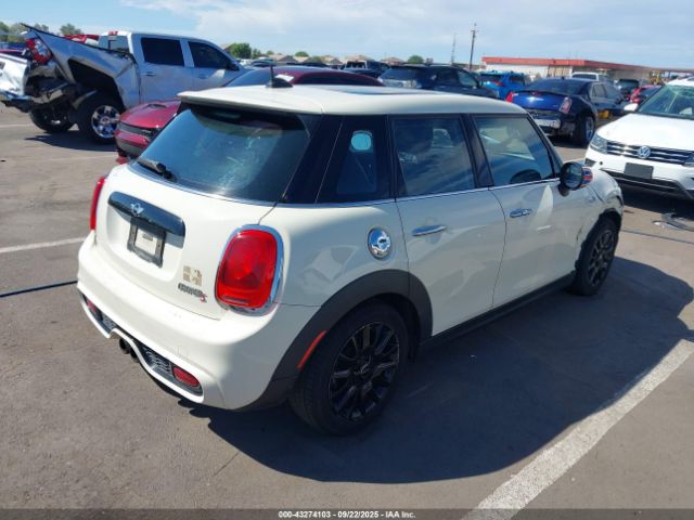 2016 MINI HARDTOP WMWXU3C5XG2B62955 Photo 3