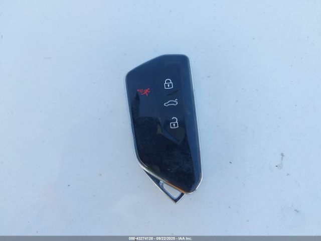 2022 VOLKSWAGEN GOLF R WVWEB7CD4NW120797 Photo 10