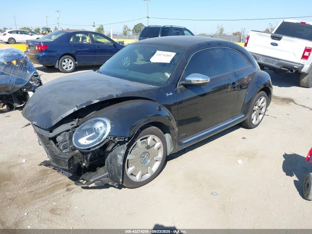 2013 VOLKSWAGEN BEETLE COUPE 3VWJP7AT5DM694279 Photo 1