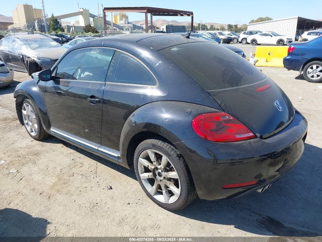 2013 VOLKSWAGEN BEETLE COUPE 3VWJP7AT5DM694279 Photo 2
