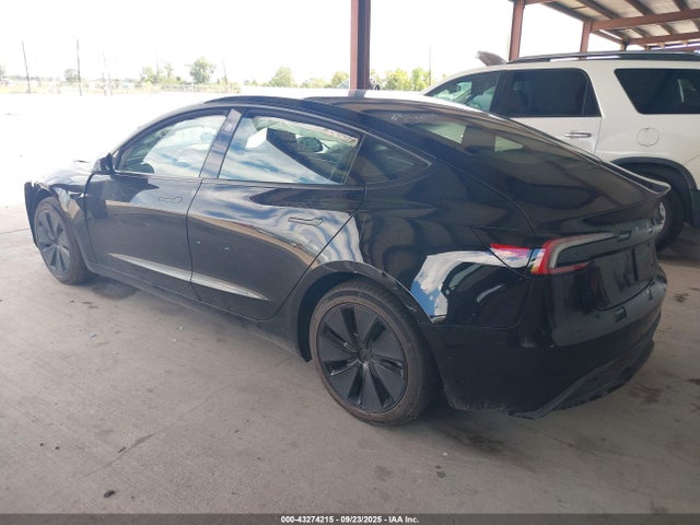 2025 TESLA MODEL 3 5YJ3E1EA9SF984646 Photo 2