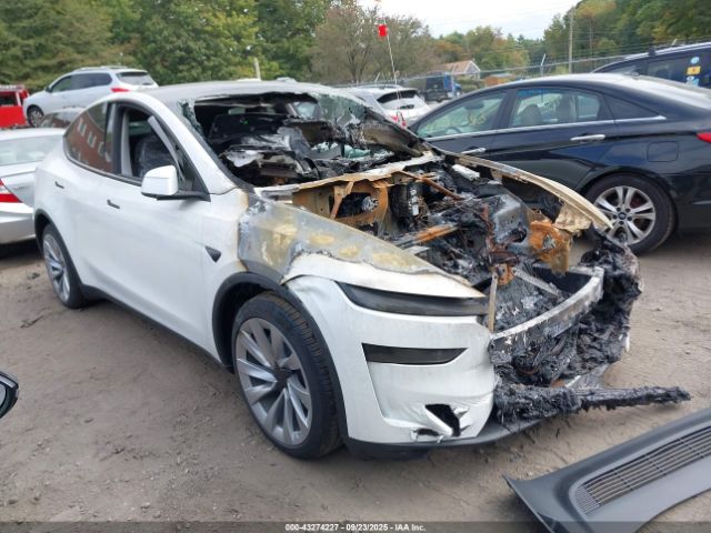 2026 TESLA MODEL Y 7SAYGDEE9TF339892