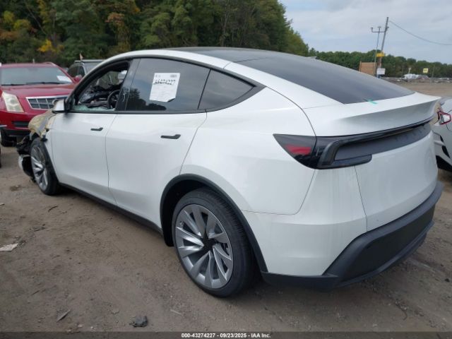 2026 TESLA MODEL Y 7SAYGDEE9TF339892 Photo 2