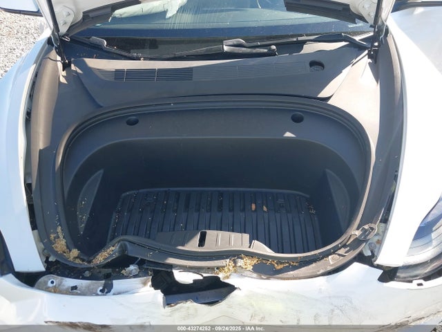 5YJ3E1EA2MF918331 Tesla 2021