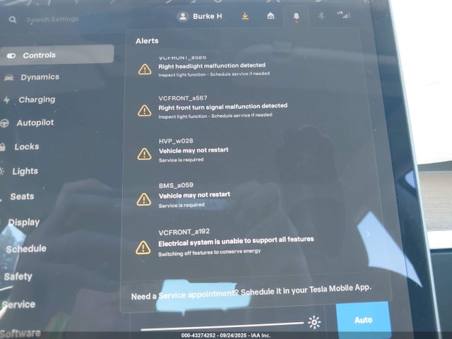 5YJ3E1EA2MF918331 Tesla 2021