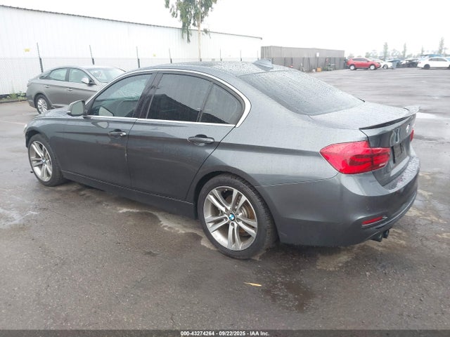 WBA8B9G51HNU50061 BMW 2017
