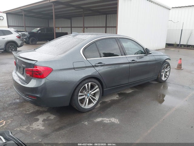 WBA8B9G51HNU50061 BMW 2017