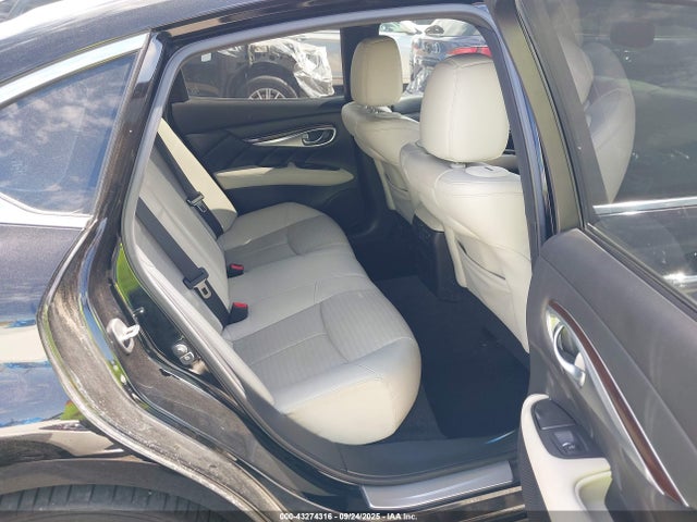 JN1BY1AP6FM541450 Infiniti Q70