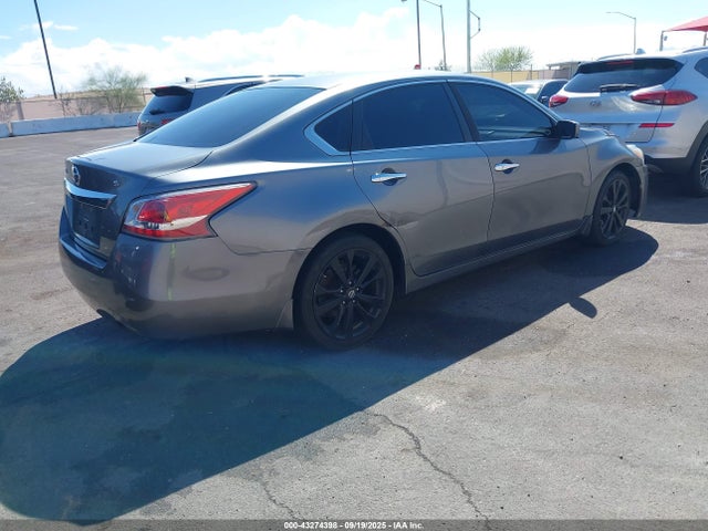 Nissan 2015 2015 1N4AL3APXFC586941 Image 4