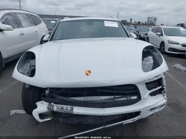 Porsche Macan 2021 WP1AB2A55MLB32131 Image 12