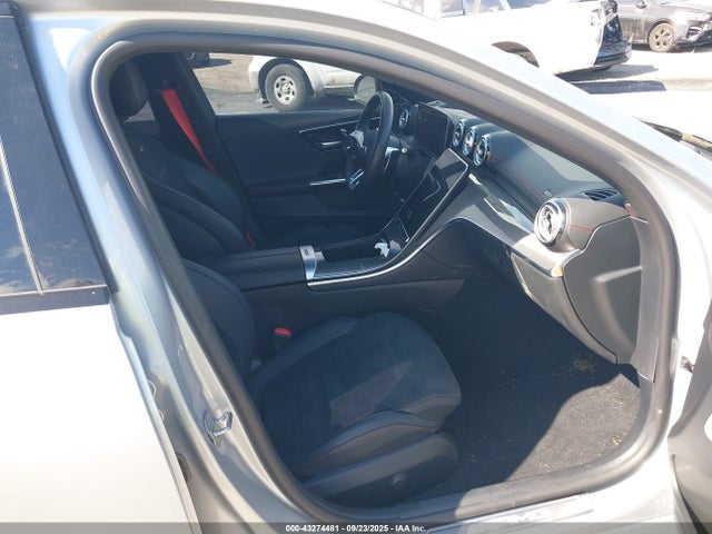 W1KAF8HB2RR229768 Mercedes-Benz m139