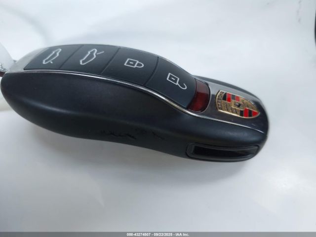 2021 PORSCHE 718 BOXSTER WP0CA2A8XMS210397 Photo 10