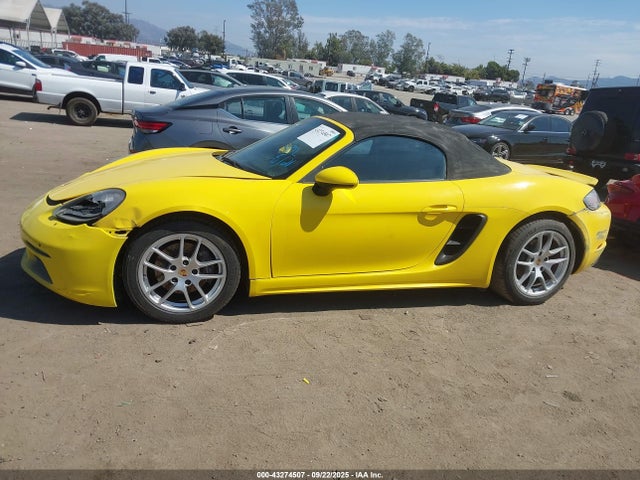 Porsche 718 Boxster 2021 WP0CA2A8XMS210397 Image 14