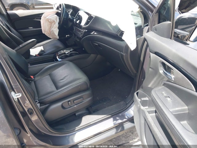 Продаж на аукціоні авто 2022 Honda Pilot Awd Touring 8 Passenger, vin: 5FNYF6H92NB004535, номер лоту: 43274619