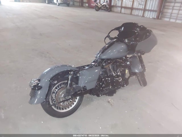 2022 HARLEY-DAVIDSON FLTRXST 1HD1ACL18NB643052 Photo 3