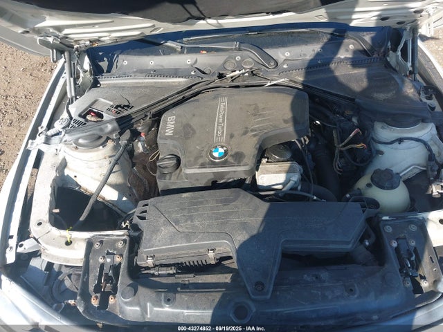 2013 Bmw 328i Xdrive მანქანა იყიდება აუქციონზე, vin: WBA3B5G57DNS00787, აუქციონის ნომერი: 43274852
