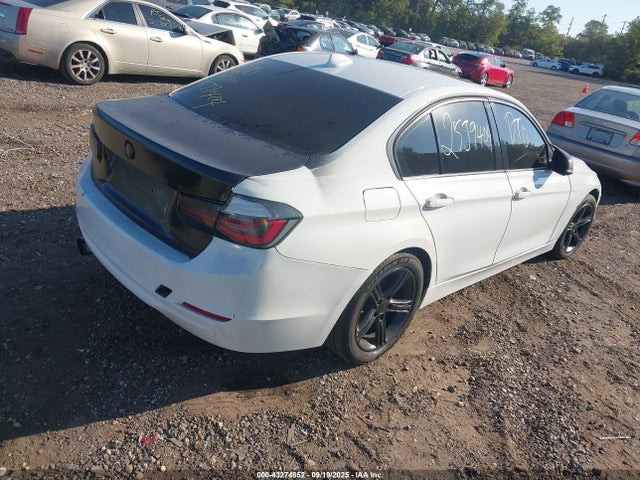 2013 Bmw 328i Xdrive მანქანა იყიდება აუქციონზე, vin: WBA3B5G57DNS00787, აუქციონის ნომერი: 43274852