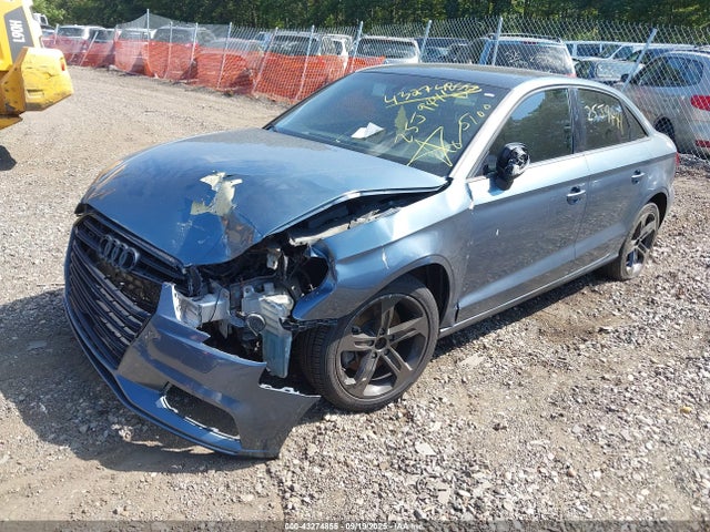 2017 AUDI A3 WAUB8GFF1H1044727 Photo 1