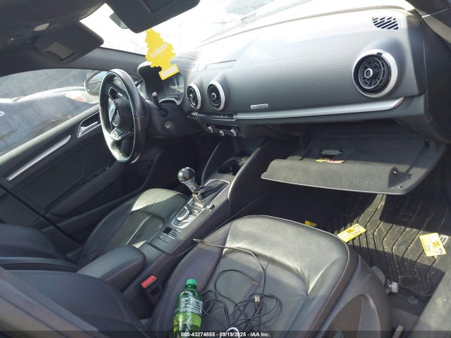 2017 AUDI A3 WAUB8GFF1H1044727 Photo 4
