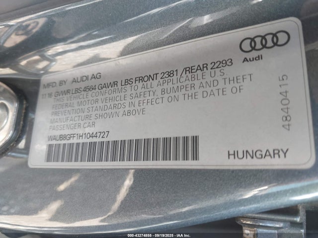 2017 AUDI A3 WAUB8GFF1H1044727 Photo 8