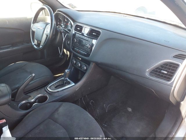2013 CHRYSLER 200 1C3CCBBB3DN687230 Photo 4