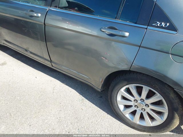 2013 CHRYSLER 200 1C3CCBBB3DN687230 Photo 5