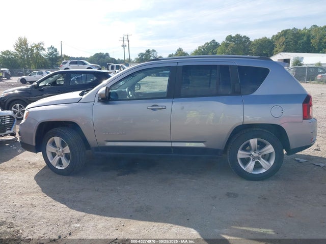 1C4NJDEB7HD106700 Jeep Compass