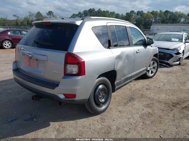 1C4NJDEB7HD106700 Jeep Compass