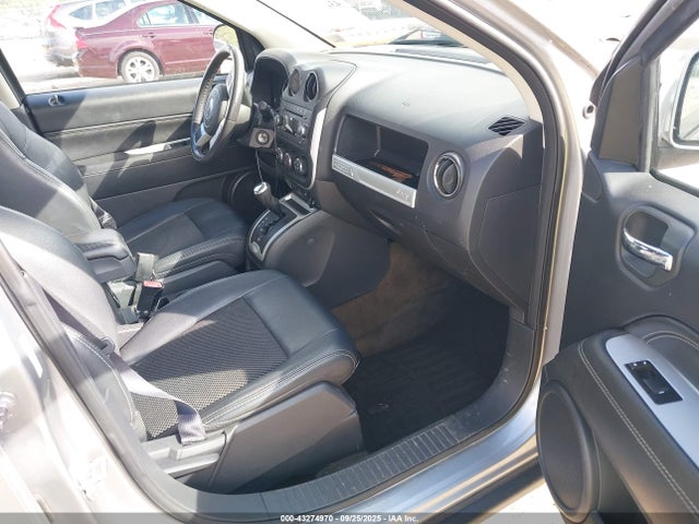 1C4NJDEB7HD106700 Jeep Compass