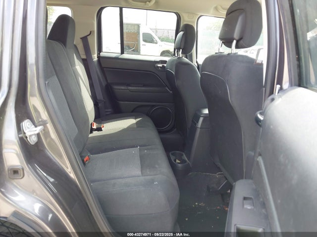 Jeep Patriot 2016 1C4NJRFB2GD653643 Image 8