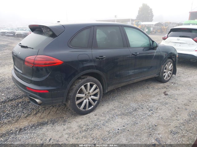Porsche Cayenne 2016 WP1AF2A22GKA41497 Image 4