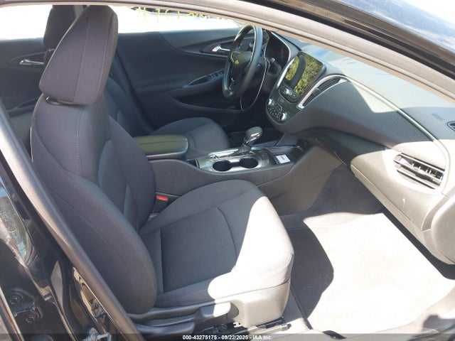 1G1ZD5ST1PF218528 Chevrolet lfv