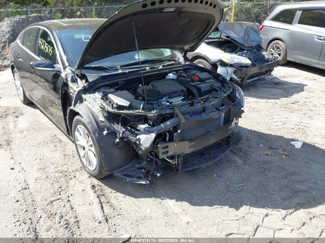 1G1ZD5ST1PF218528 Chevrolet lfv