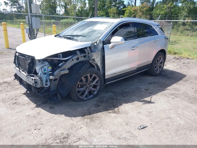 2019 CADILLAC XT5 1GYKNCRS8KZ276516 Photo 1